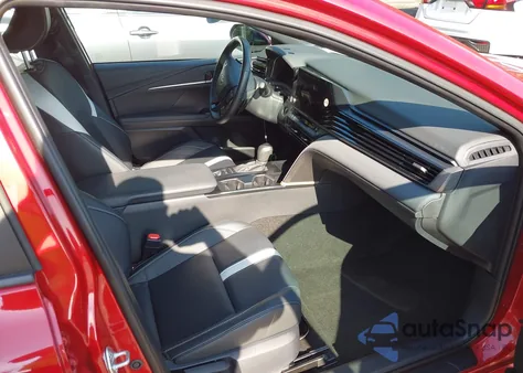 2025 Toyota Camry Se z USA, uszkodzony, nr VIN 4T1DAACK4SU016338